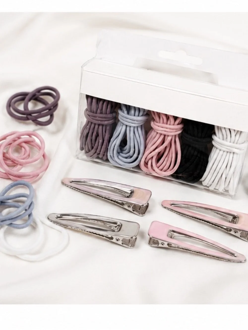 NEW ~ 100+ Seamless Hair Elastics + 4 Alligator Hair Clips (Silver/Pink)Set
